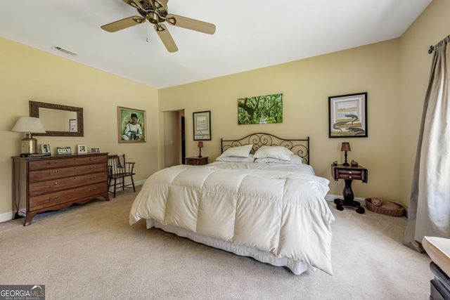 1225 E Hampton Drive, Statesboro, GA 30461