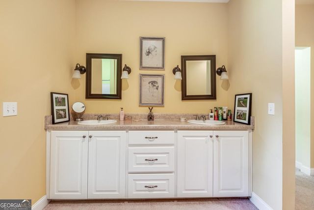 1225 E Hampton Drive, Statesboro, GA 30461