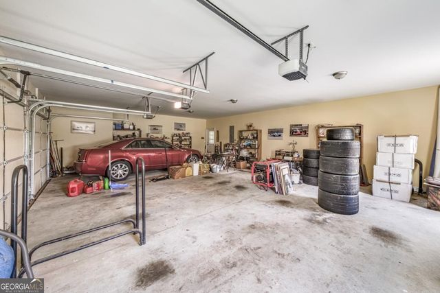 1225 E Hampton Drive, Statesboro, GA 30461