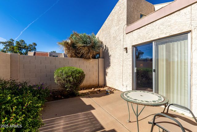 1342 W EMERALD Avenue 380, Mesa, AZ 85202