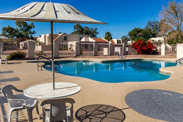 1342 W EMERALD Avenue 380, Mesa, AZ 85202