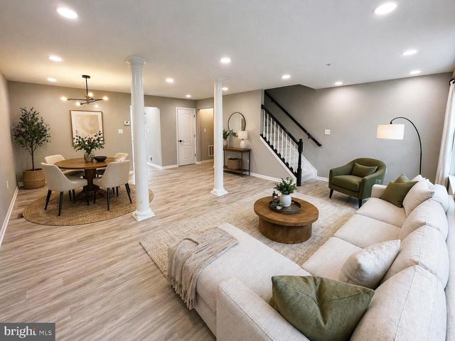 9016 LAKE LARGO DR, Upper Marlboro, MD 20774