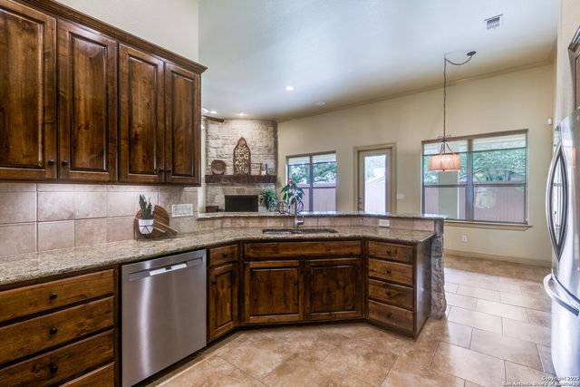 436 English Oaks Circle, Boerne, TX 78006