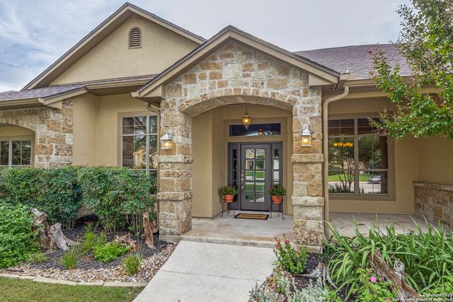 436 English Oaks Circle, Boerne, TX 78006