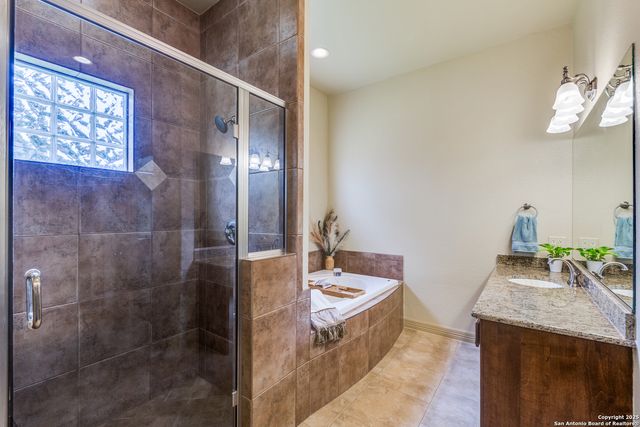 436 English Oaks Circle, Boerne, TX 78006
