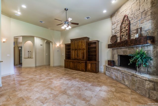 436 English Oaks Circle, Boerne, TX 78006
