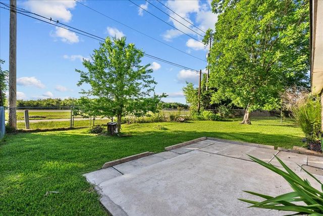 3206 Wavecrest Street, League City, TX 77573