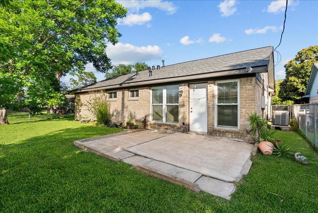 3206 Wavecrest Street, League City, TX 77573