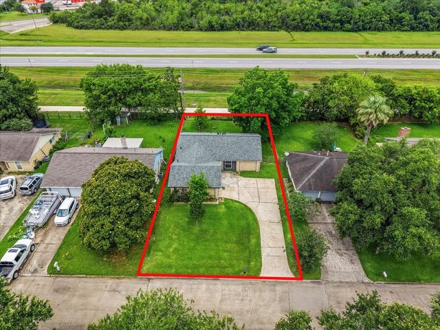 3206 Wavecrest Street, League City, TX 77573