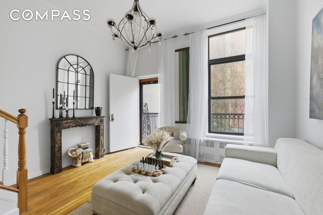 127 W 123rd Street TH, New York City, NY 10027
