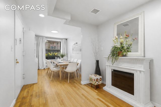 127 W 123rd Street TH, New York City, NY 10027