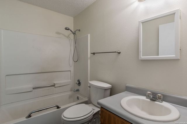 6903 Saharastone Dr, Converse, TX 78109