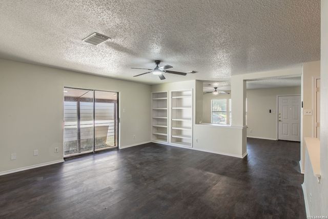 6903 Saharastone Dr, Converse, TX 78109