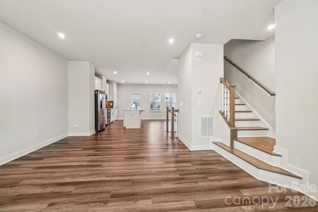 547 Nantahala Drive, Charlotte, NC 28211