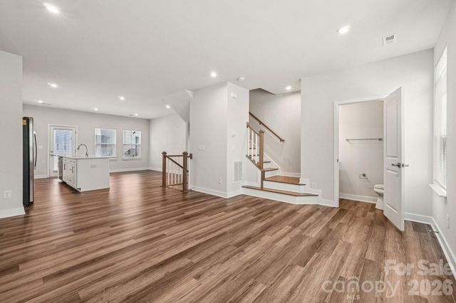 547 Nantahala Drive, Charlotte, NC 28211