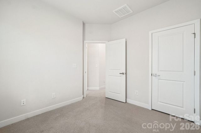 547 Nantahala Drive, Charlotte, NC 28211