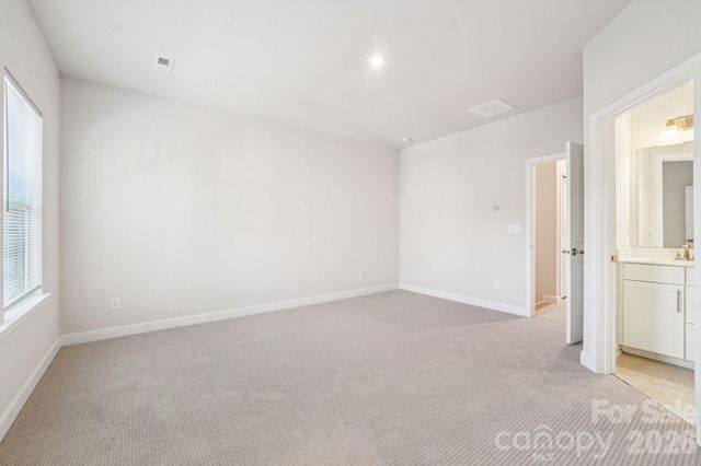 547 Nantahala Drive, Charlotte, NC 28211