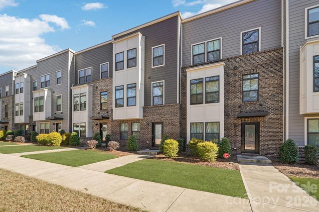 547 Nantahala Drive, Charlotte, NC 28211