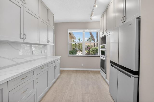 5791 Island Reach Lane, Boynton Beach, FL 33437
