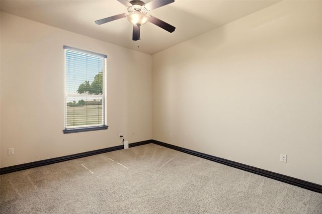 116 Sarahs LN, Liberty Hill, TX 78642
