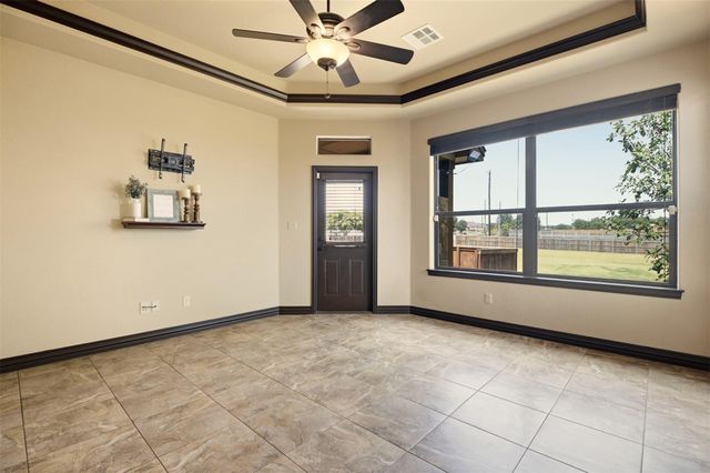 116 Sarahs LN, Liberty Hill, TX 78642