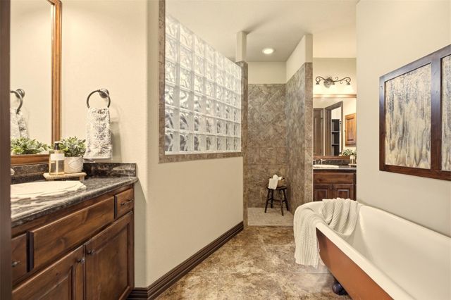 116 Sarahs LN, Liberty Hill, TX 78642