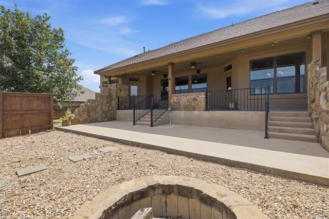 116 Sarahs LN, Liberty Hill, TX 78642