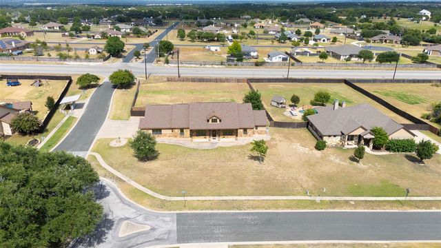 116 Sarahs LN, Liberty Hill, TX 78642