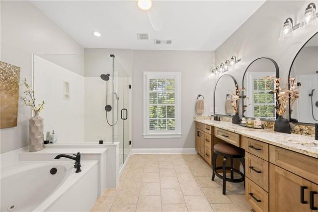 4292 Kingston Gate Cove, Atlanta, GA 30341