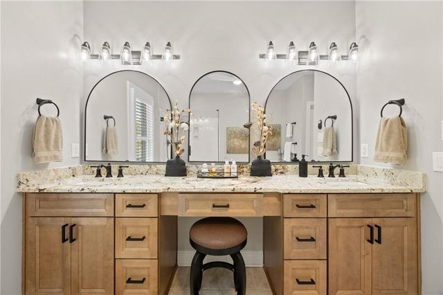 4292 Kingston Gate Cove, Atlanta, GA 30341