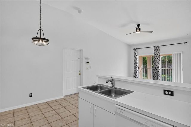 27103 Matheson AVE 206, Bonita Springs, FL 34135