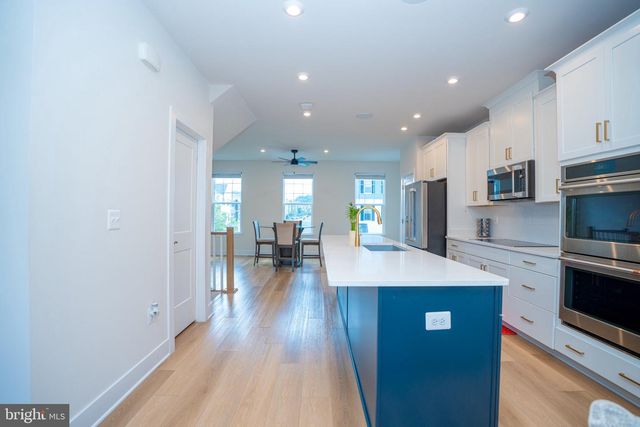 8790 KENSINGTON CHURCH ST, Manassas, VA 20112