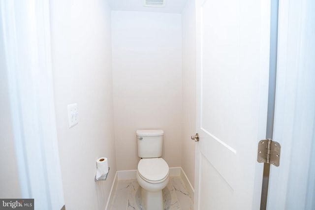 8790 KENSINGTON CHURCH ST, Manassas, VA 20112