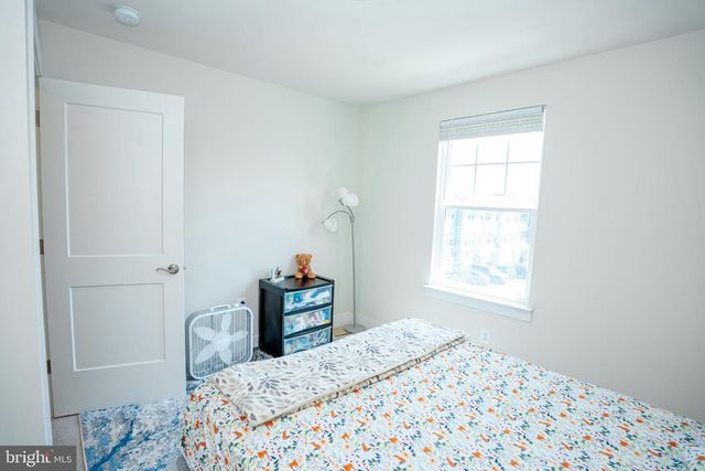 8790 KENSINGTON CHURCH ST, Manassas, VA 20112