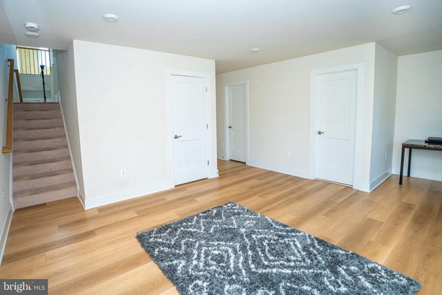 8790 KENSINGTON CHURCH ST, Manassas, VA 20112