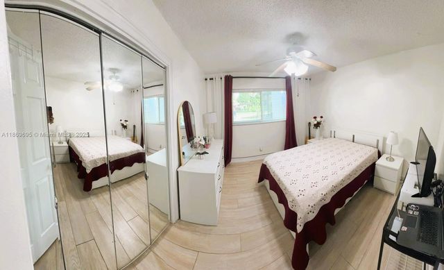 14691 SW 20th St, Davie, FL 33325