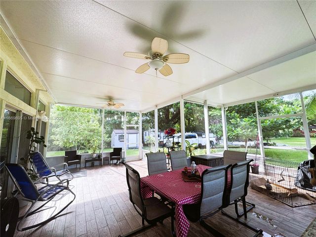 14691 SW 20th St, Davie, FL 33325