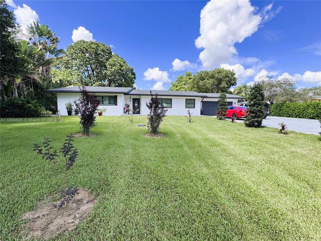 14691 SW 20th St, Davie, FL 33325