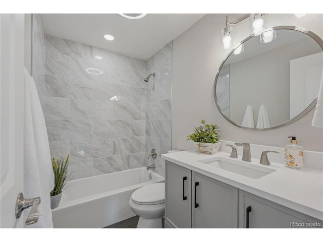 6910 Jasmine St, Commerce City, CO 80022