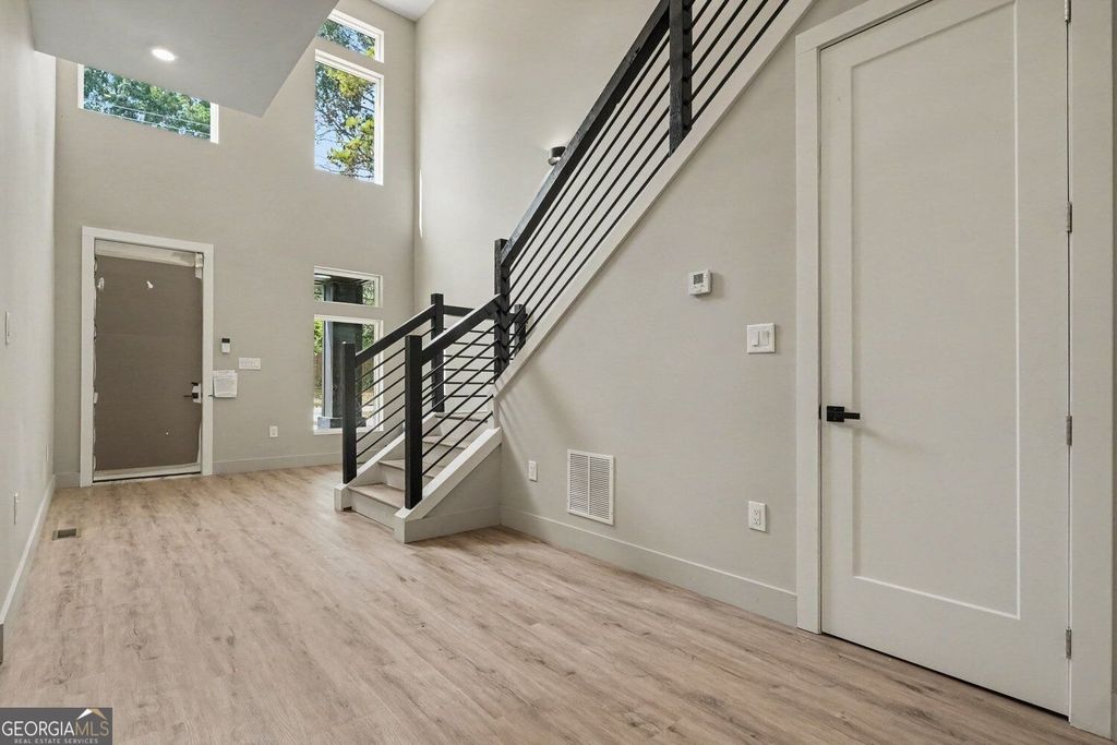 2402 Lynn Iris Drive, Decatur, GA 30032 — photo 3