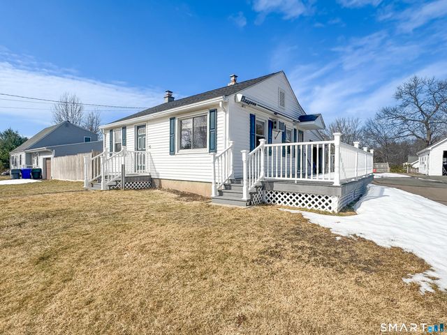 15 Pine Hill Road, Enfield, CT 06082