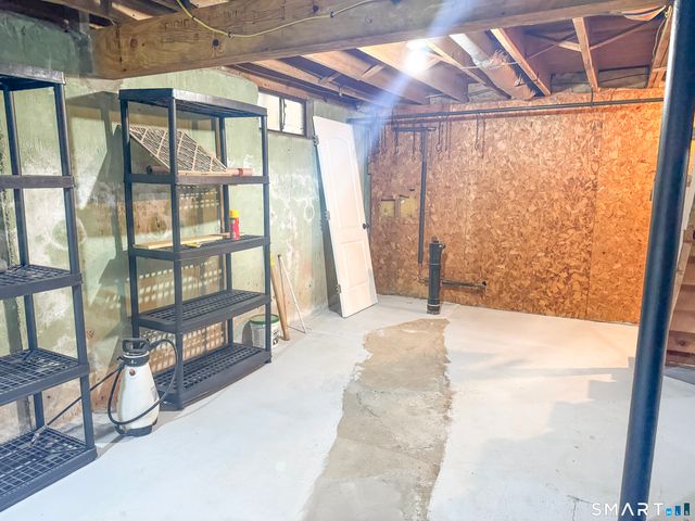 15 Pine Hill Road, Enfield, CT 06082