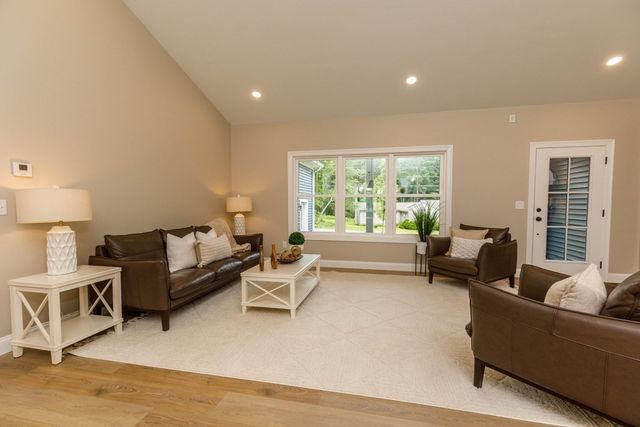 29 Sunset Road, Westminster, MA 01473