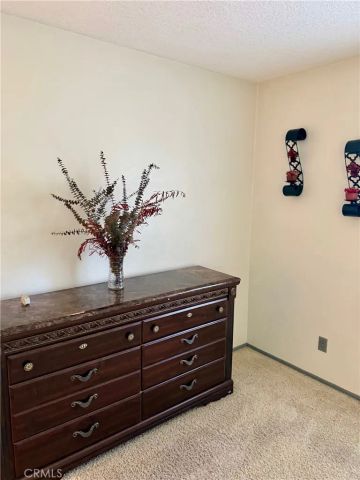 1340 E Hillcrest 10, Thousand Oaks, CA 91362