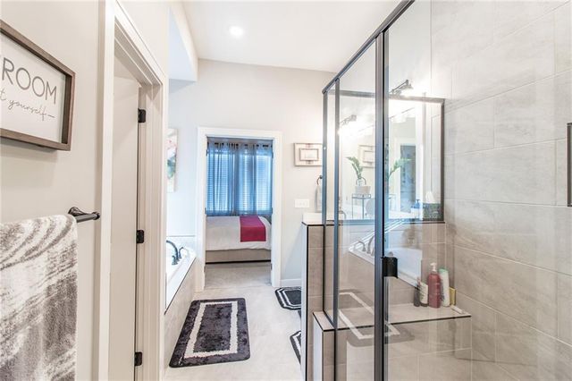 520 SE David Road, Lee's Summit, MO 64082