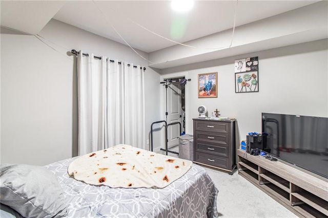 520 SE David Road, Lee's Summit, MO 64082