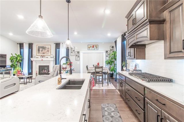 520 SE David Road, Lee's Summit, MO 64082