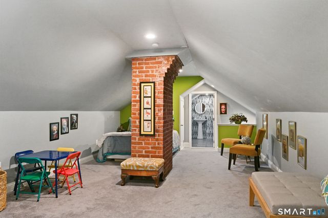 13 Park Lane, Woodbury, CT 06798