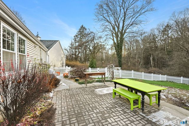 13 Park Lane, Woodbury, CT 06798