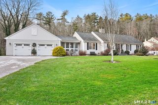 13 Park Lane, Woodbury, CT 06798